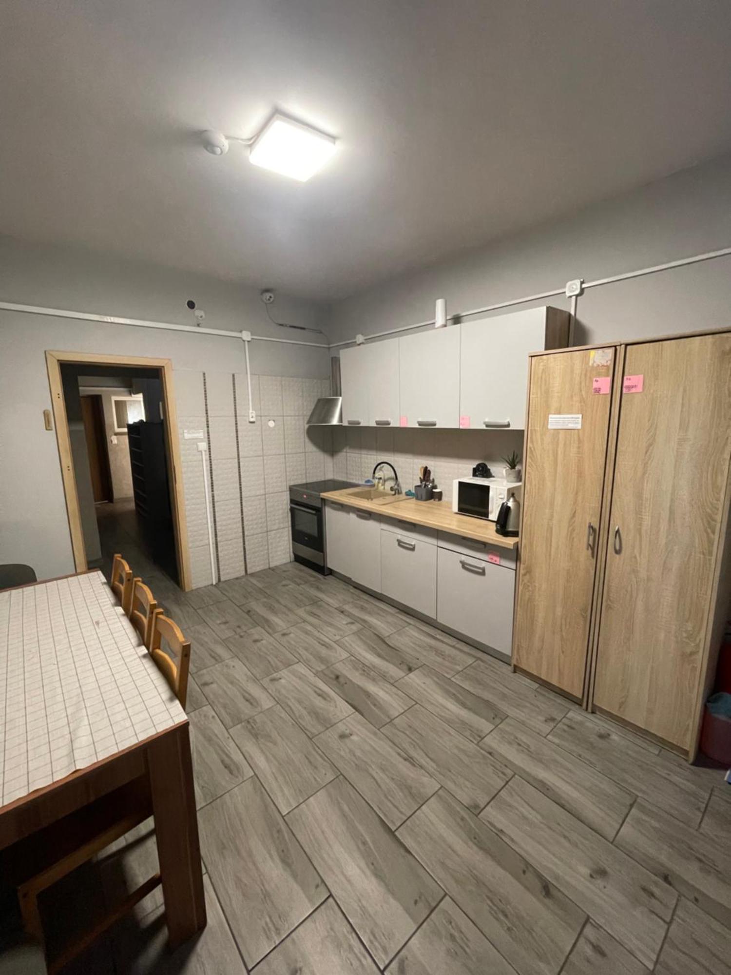 Dom U Dorogi Hostel Ozarow Mazowiecki Ngoại thất bức ảnh